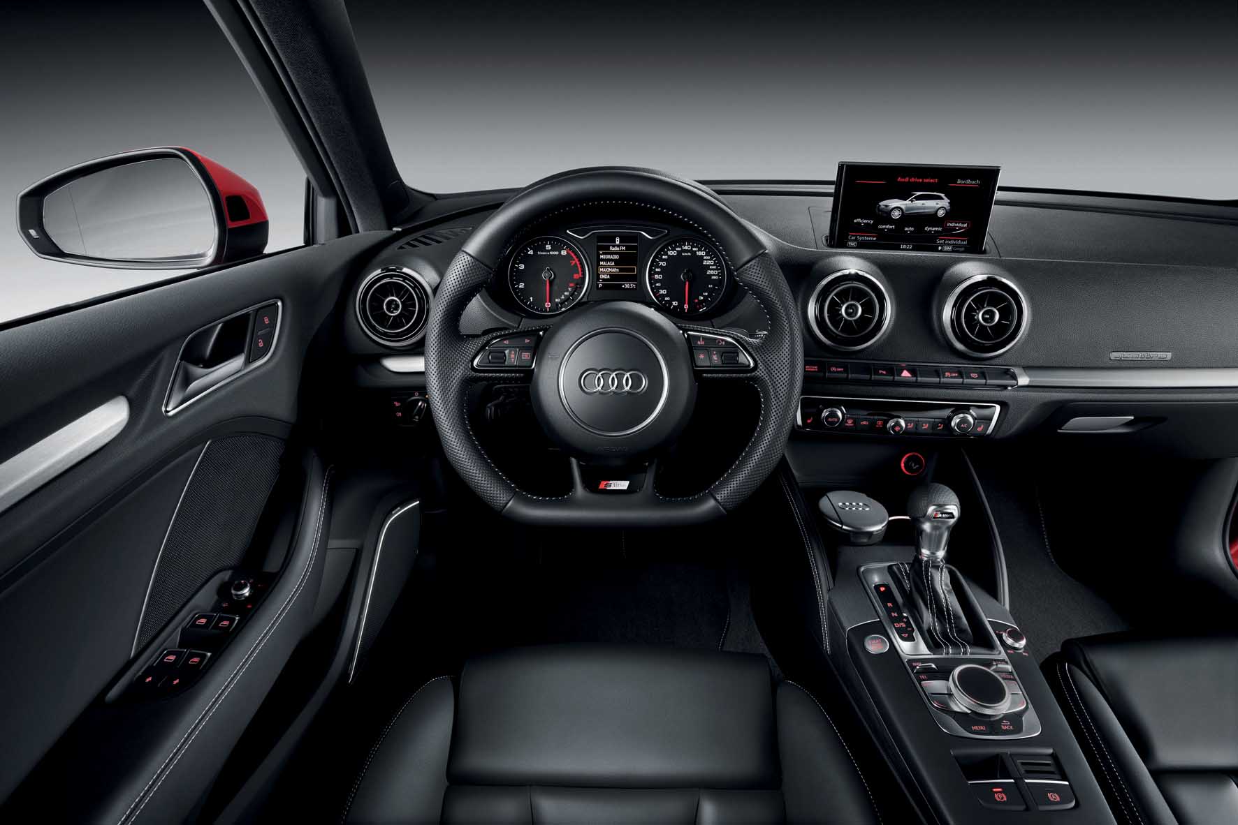 Audi 2012 A3 Sportback interni sport 1