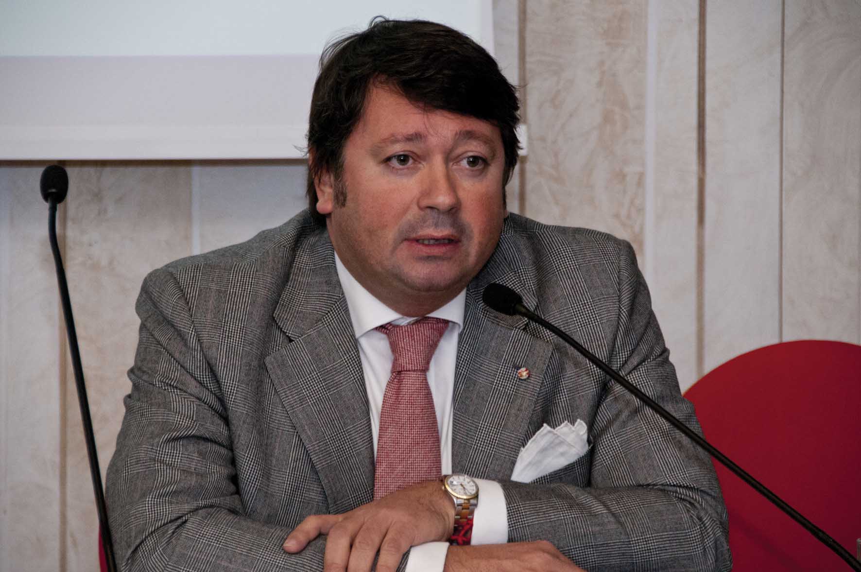 Convegno Prospettive ad Est Trento Presidente cciaa italiana in Bulgaria Marco Montecchi 1