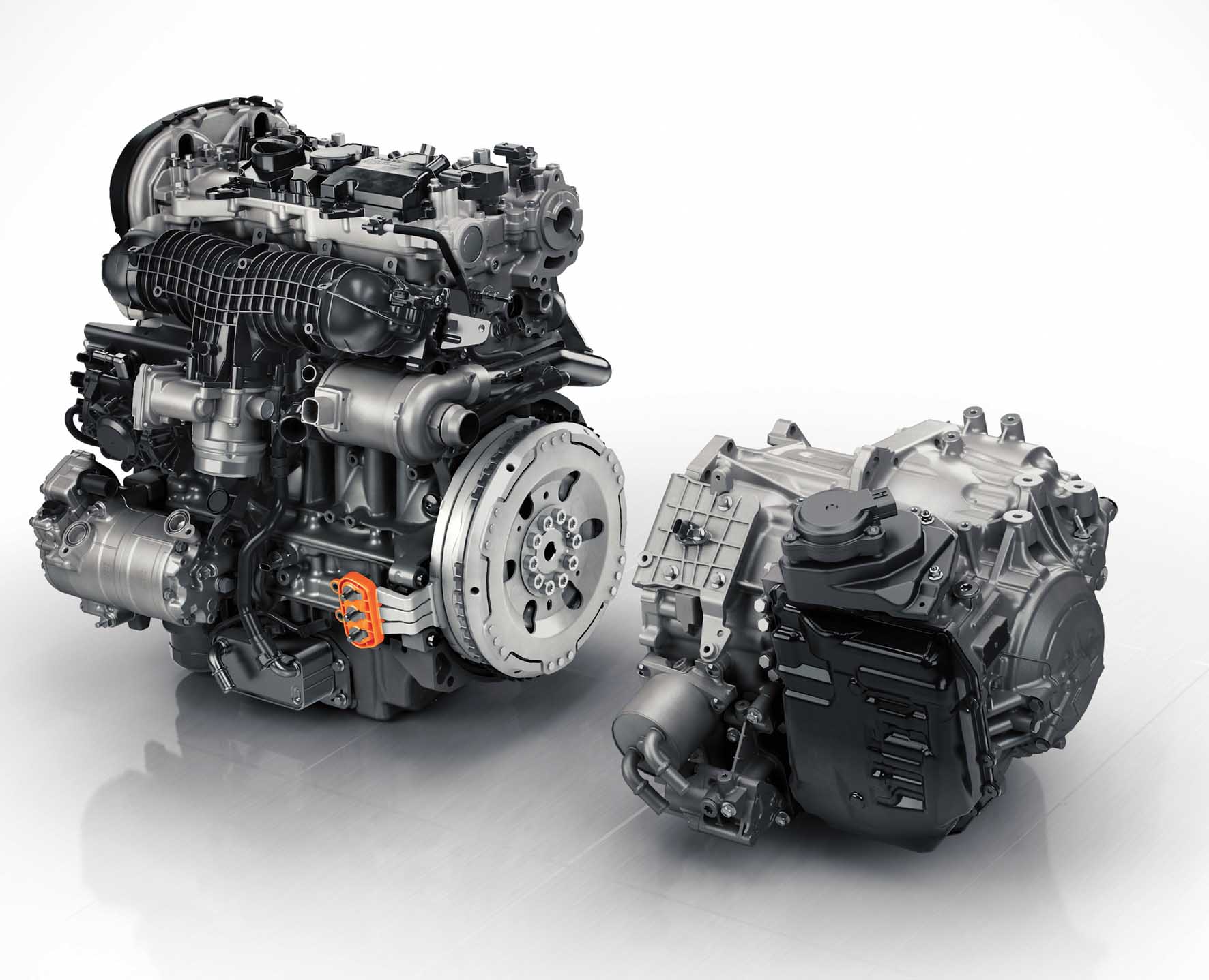 Volvo 2014 nuova XC 90 gruppo motore benzina ed elettrico 1