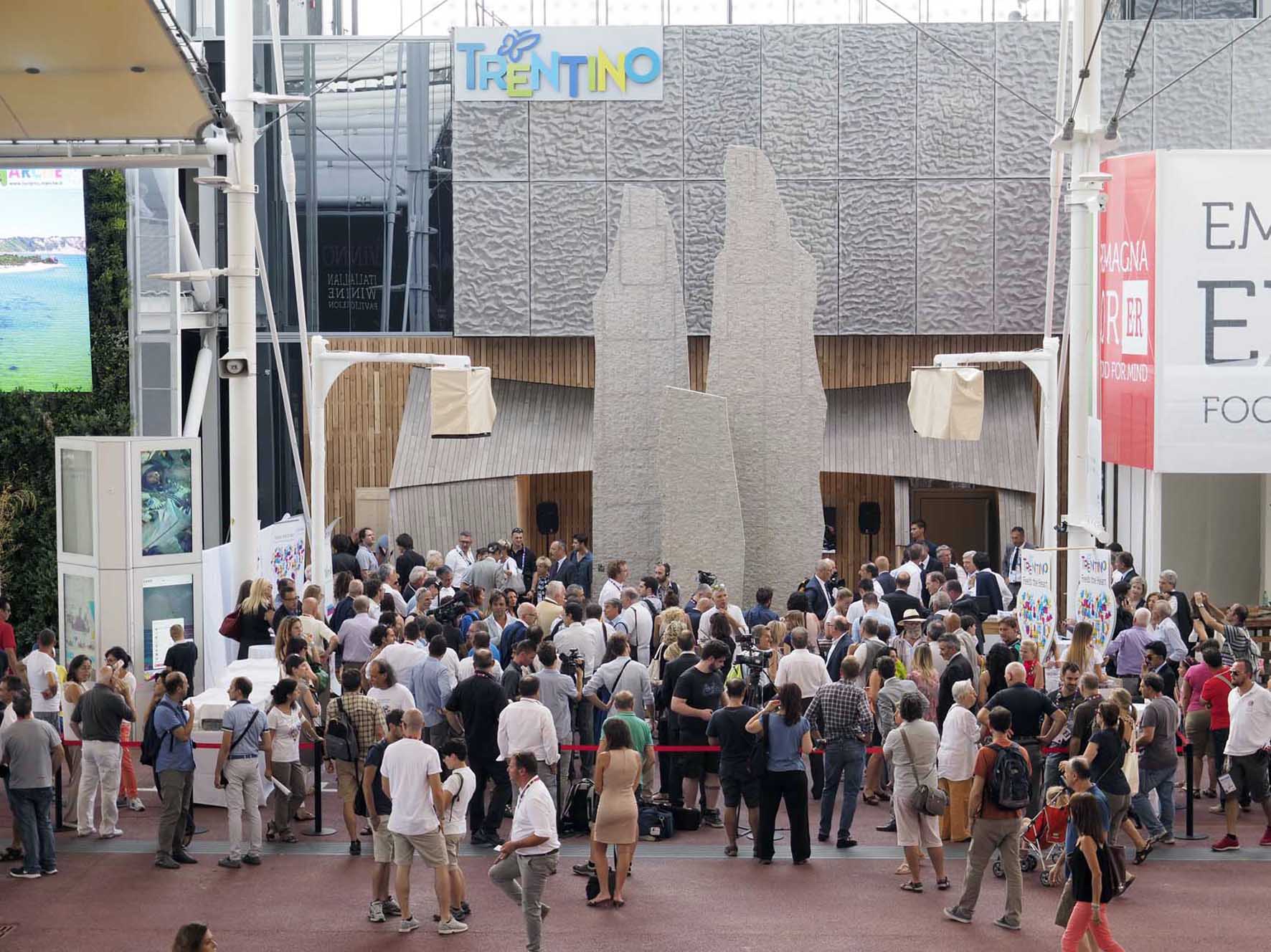 Expo 2015 panoramica stand trentino piazetta