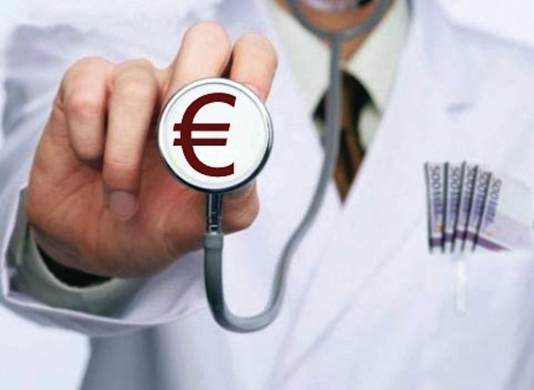 ticket sanità medico stetoscopio euro