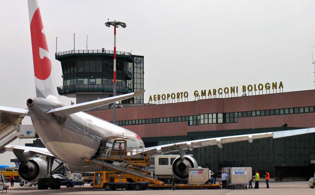 aeroporto marconi bologna