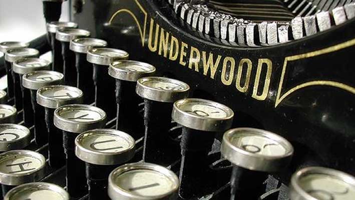 macchina da scrivere underwood