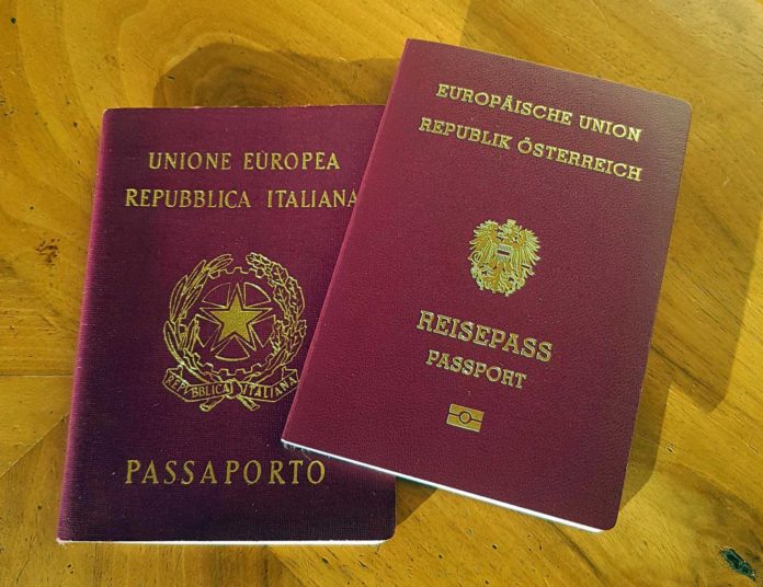 doppio passaporto