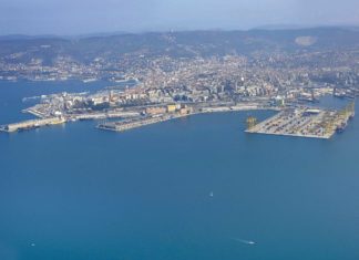 Porto di Trieste, nei 9 mesi movimentate 45,2 milioni di tonnellate (+3,1%) Molo VIII porto di Trieste Zona logistica semplificata porto di trieste Sistema portuale Adriatico Orientaleporti italiani