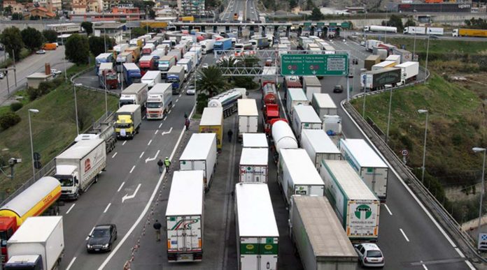 Corridoio del Brennero autotrasporto scende in agitazione