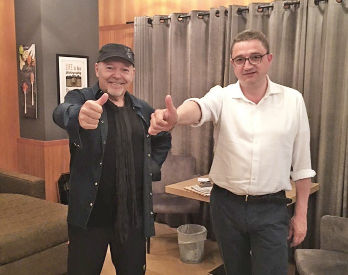 Maurizio Fugatti Saluta Vasco Rossi albergo Trentino Music Arena Vasco Rossi dopo vasco a trento