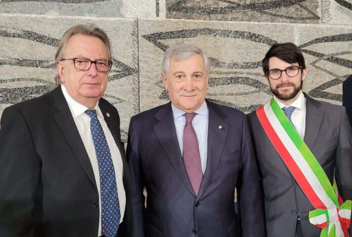 Oscar De Bona, Antonio Tajani e Dario Scopel, sindaco Seren del Grappa unaie
