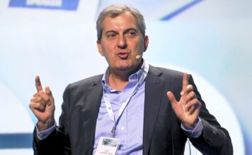 Milano, Calabresi dà le dimissioni da Chora Media. Pronto a candidarsi a sindaco