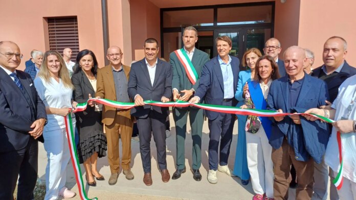 taglio-nastro